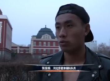 免费黄色一区二区